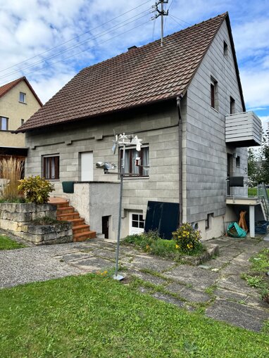 Einfamilienhaus zum Kauf 235.000 € 6 Zimmer 101 m² 372 m² Grundstück Hechingen Hechingen 72379