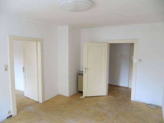 Wohnung zur Miete 590 € 2 Zimmer 52 m² Geschoss 1/5 frei ab sofort Peyerstraße 32 Seeleinsbühl Nürnberg 90429