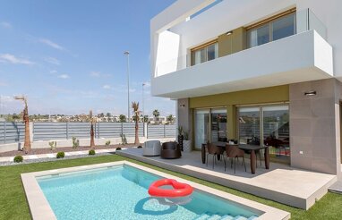 Villa zum Kauf 349.000 € 6 Zimmer 109,2 m² 221 m² Grundstück Orihuela Costa