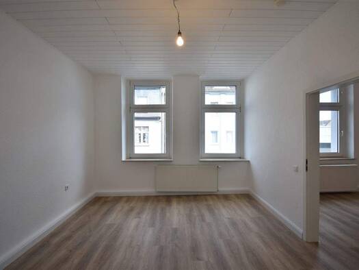 Wohnung zur Miete 695 € 3 Zimmer 83,8 m² 1. Geschoss frei ab sofort Karl-Meyer-Straße 70 Schonnebeck Essen 45309
