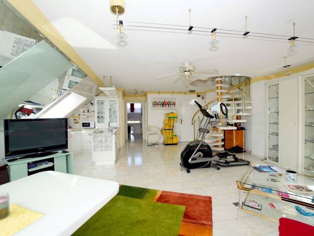 Wohnung zur Miete auf Zeit 1.740 € 3 Zimmer 99 m² St Peter Nürnberg 90478