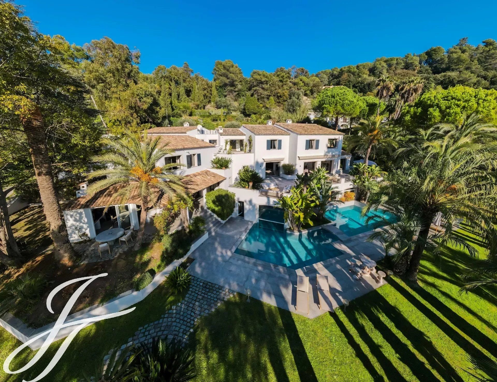 Haus zur Miete Wohnen auf Zeit provisionsfrei 37.500 € 915 m²<br/>Wohnfläche Saint-Paul-de-Vence 06570