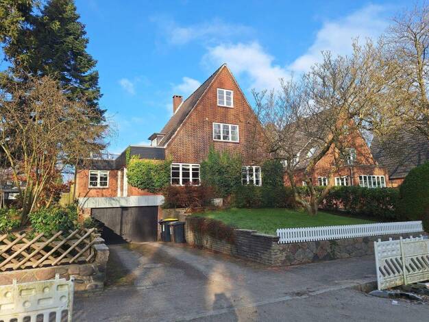 Einfamilienhaus zum Kauf 749.000 € 8 Zimmer 220 m² 1.083 m² Grundstück Westliche Höhe Flensburg 24939