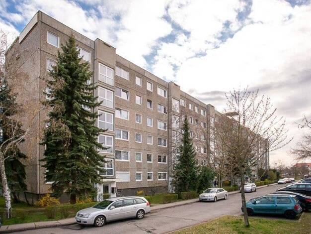Wohnung zur Miete nur mit Wohnberechtigungsschein 454 € 3 Zimmer 64,3 m² 2. Geschoss frei ab 26.09.2026 Berthelsdorfer Weg 11 Tolkewitz/Seidnitz-Nord Ortsamtsbereich Blasewitz 01279
