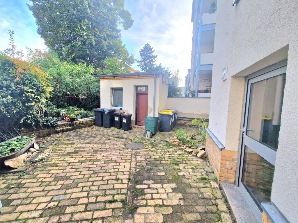 Property thumbnail 11