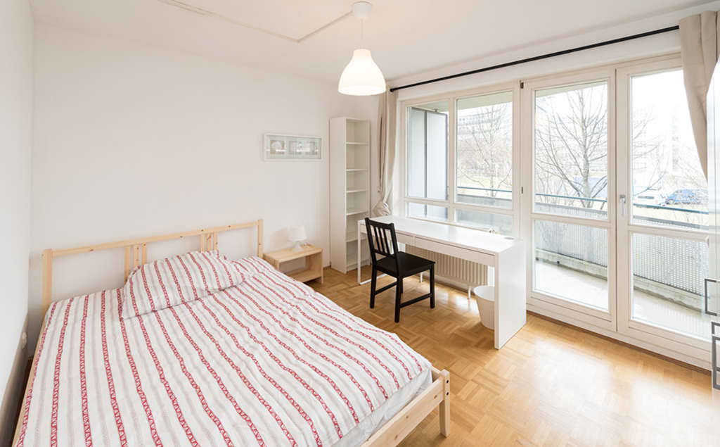 Wohnung zur Miete Wohnen auf Zeit 945 € 2 Zimmer 10 m²<br/>Wohnfläche 19.02.2025<br/>Verfügbarkeit Birkerstraße 32 St. Vinzenz München 80636