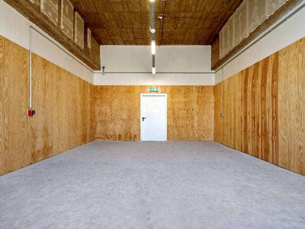 Lagerhalle zur Miete - Erstbezug 67,7 m² Lagerfläche Duisburger Str. 374 Marienkirche Oberhausen 46049