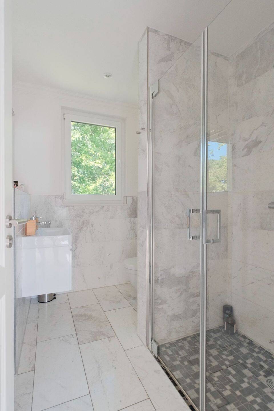 Property thumbnail 29