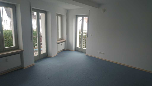 Wohnung zur Miete 700 € 4 Zimmer 113 m²<br/>Wohnfläche ab sofort<br/>Verfügbarkeit Taubenstraße Moosburg Moosburg 85368