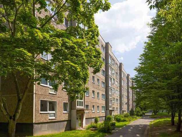 Wohnung zur Miete nur mit Wohnberechtigungsschein 585 € 3 Zimmer 64,3 m² 4. Geschoss frei ab 13.09.2025 Finsterwalder Str. 4 Prohlis-Süd Dresden 01239