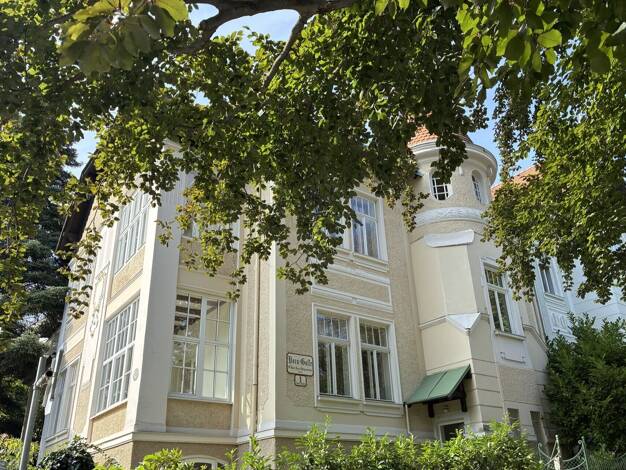 Villa zum Kauf 1.890.000 € 260 m² 494 m² Grundstück Baden 2500