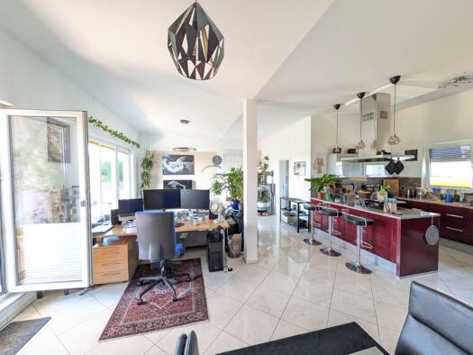 Wohnung zur Miete 1.650 € 3 Zimmer 116 m² Erlangen-Ost Erlangen 91052