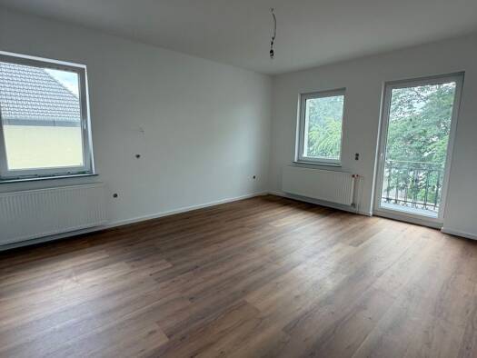 Wohnung zur Miete 950 € 4 Zimmer 96 m² Geschoss 2/3 frei ab sofort Innenstadt Gütersloh 33330
