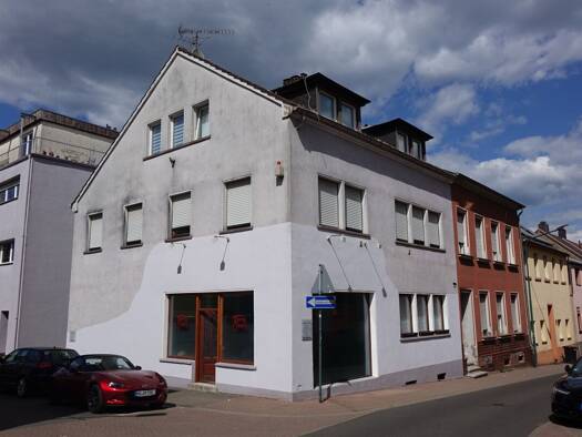 Haus zum Kauf 239.000 € 228 m² 158 m² Grundstück Innenstadt Neunkirchen 66538