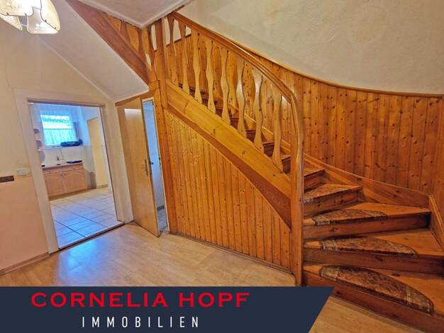 Doppelhaushälfte zum Kauf 39.000 € 5 Zimmer 82 m² Beichlingen Beichlingen 99625