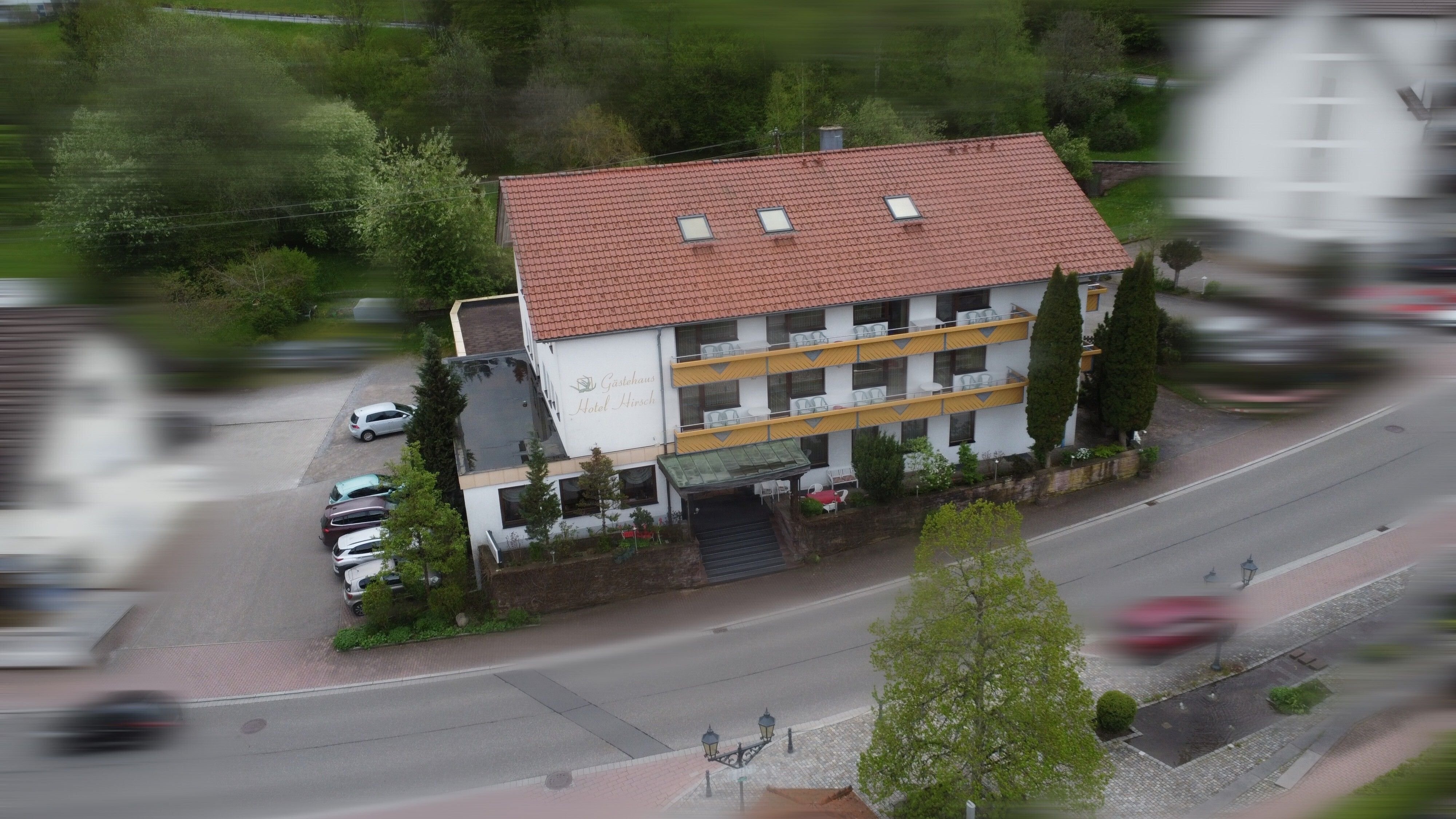 Mehrfamilienhaus zum Kauf 997.000 € 29 Zimmer 1.000 m²<br/>Wohnfläche 968 m²<br/>Grundstück Enzklösterle Enzklösterle 75337