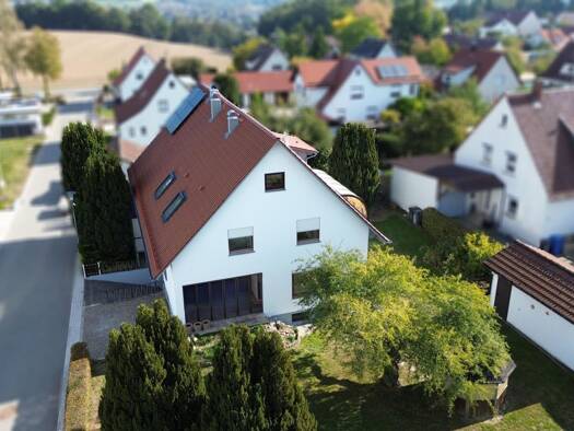 Einfamilienhaus zum Kauf 549.000 € 11 Zimmer 193,6 m² 808 m² Grundstück frei ab sofort Bußmannshausen Schwendi 88477