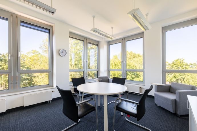 Bürofläche zur Miete 160 m²<br/>Bürofläche von 45 m² bis 160 m²<br/>Teilbarkeit Ruhrallee 185 Bergerhausen Essen 45136