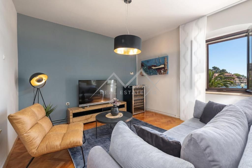 Wohnung zum Kauf 595.000 € 3 Zimmer 84 m²<br/>Wohnfläche 1.<br/>Geschoss Vrsar center 52450