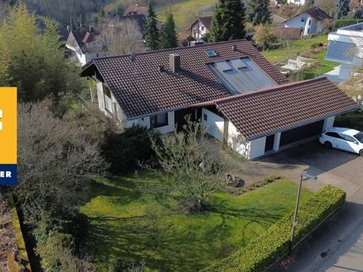 Einfamilienhaus zum Kauf 9 Zimmer 278,5 m² 1.680 m² Grundstück frei ab sofort Bottenau Oberkirch-Bottenau 77704