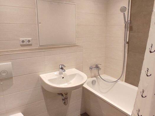 Wohnung zur Miete 323 € 2 Zimmer 56 m² 2. Geschoss Hochwaldstraße 28 Olbersdorf 02785