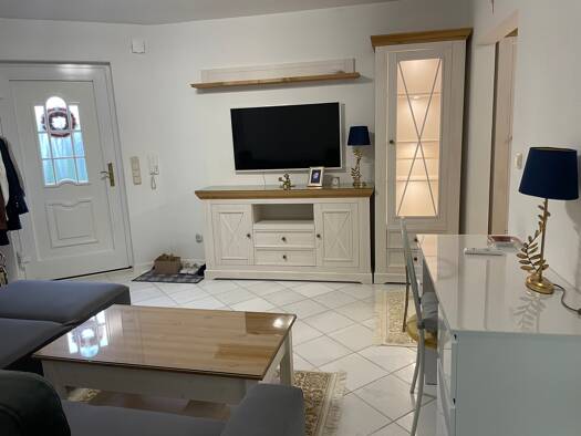 Terrassenwohnung zur Miete 1.200 € 2 Zimmer 52 m² Geschoss EG/2 frei ab 01.04.2026 Bergen-Enkheim Frankfurt am Main 60388