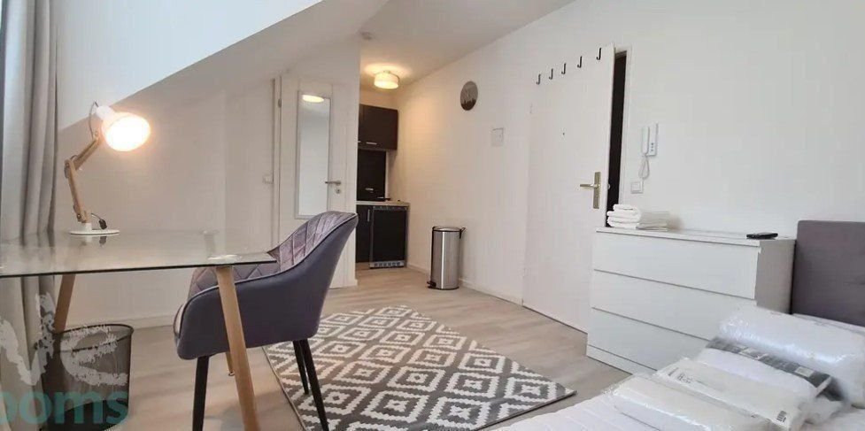 Studio zur Miete Wohnen auf Zeit 550 € 1 Zimmer 17 m²<br/>Wohnfläche 15.02.2025<br/>Verfügbarkeit Am Hopfengarten 30 Rödelheim Frankfurt am Main 60489