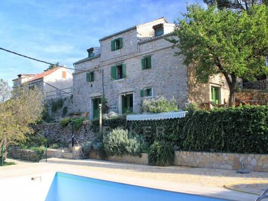 Villa zum Kauf 1.050.000 € 300 m² 2.500 m² Grundstück Vis
