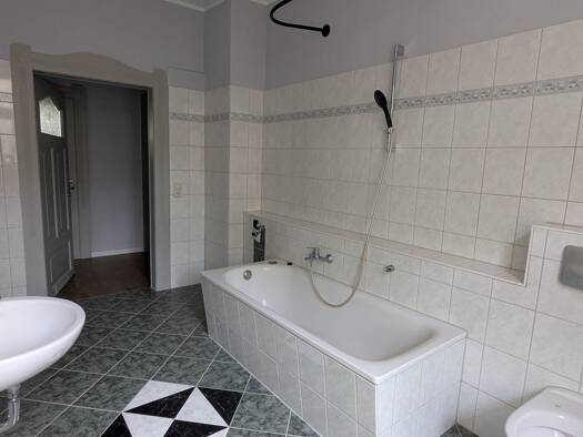 Wohnung zur Miete 420 € 3 Zimmer 75 m² 2. Geschoss Greiz 07973