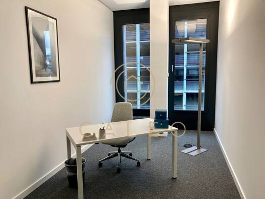 Bürofläche zur Miete provisionsfrei 30 m² Bürofläche teilbar ab 1 m² Gonzenheim Bad Homburg vor der Höhe 61352