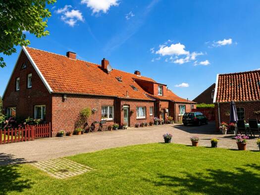 Mehrfamilienhaus zum Kauf 129.000 € 12 Zimmer 310 m² 1.050 m² Grundstück Ostersander Ihlow 26632