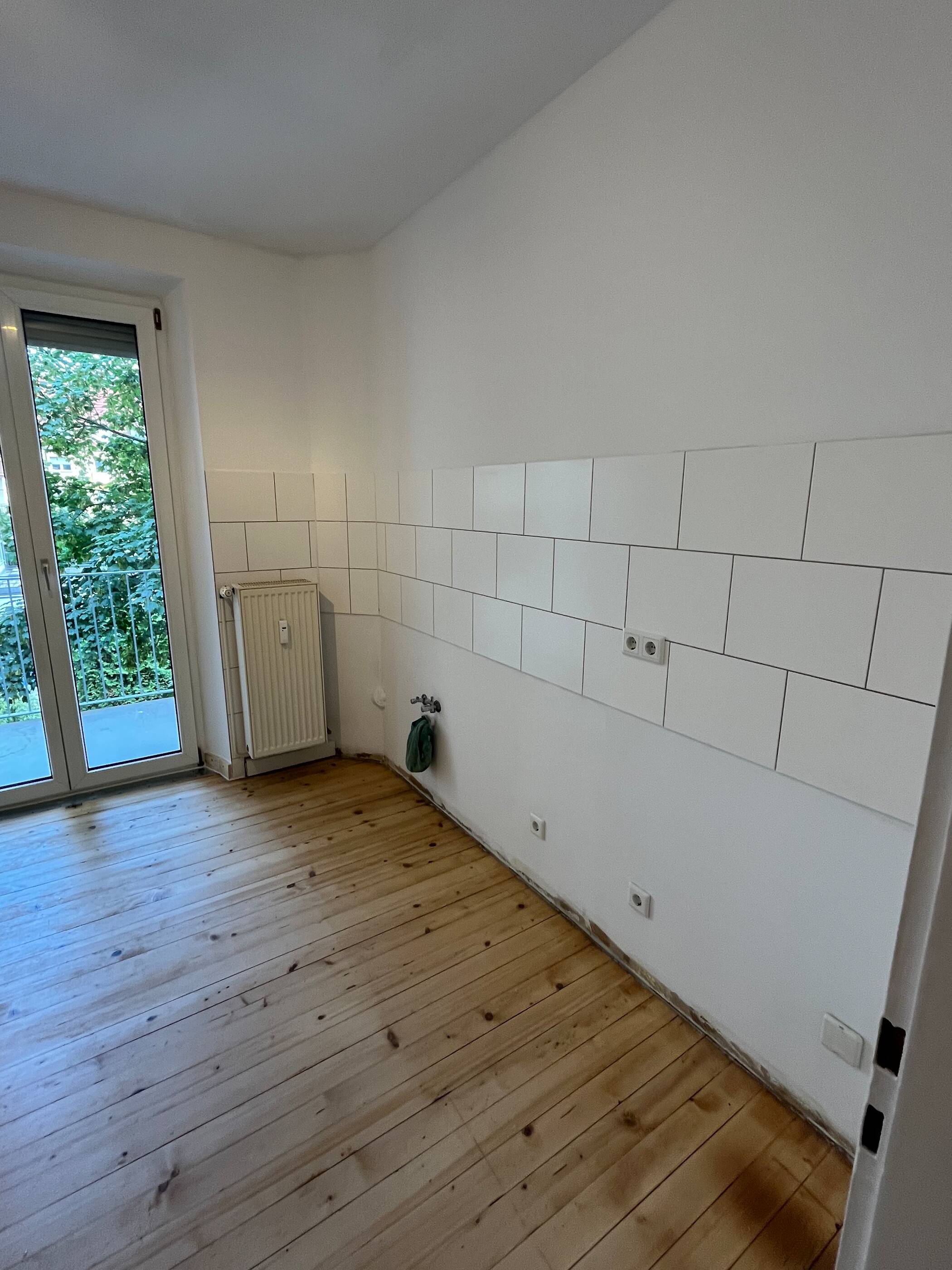 Charmante 3-Zimmer-Wohnung mit Holzdielen in zentraler, grüner Lage Nürnbergs – Nürnberg – Vorschaubild 8