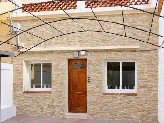 Villa zum Kauf 550.000 € 3 Zimmer 115 m² Barcelona 08027