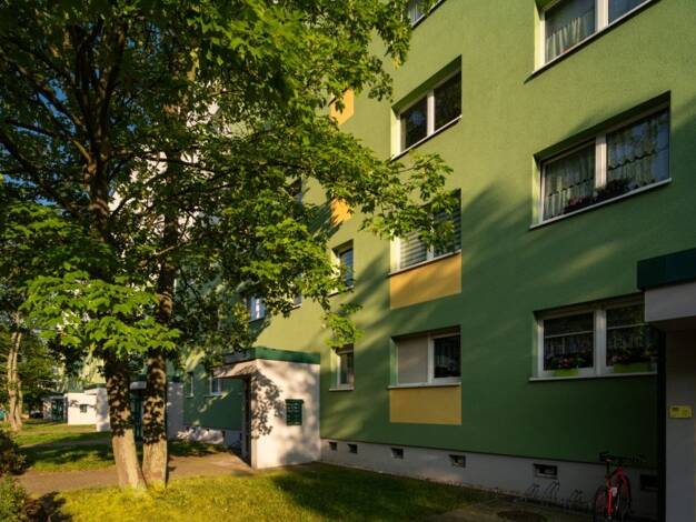 Wohnung zur Miete 427 € 3 Zimmer 56,3 m² 2. Geschoss frei ab 01.01.2026 Hemingwaystraße 26 Westliche Neustadt Halle 06126