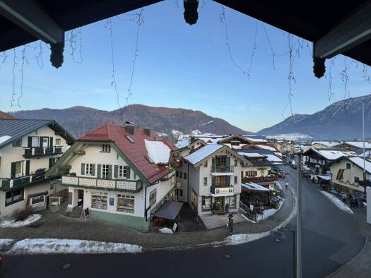 Wohnung zur Miete 1.650 € 6 Zimmer 174 m² 2. Geschoss frei ab sofort Hauptstraße 46 Ruhpolding 83324