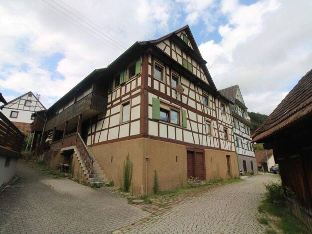 Mehrfamilienhaus zum Kauf provisionsfrei 135.000 € 7 Zimmer 180 m² 614 m² Grundstück Am Katzenbuckel 4 Reichental Gernsbach-Reichental 76593