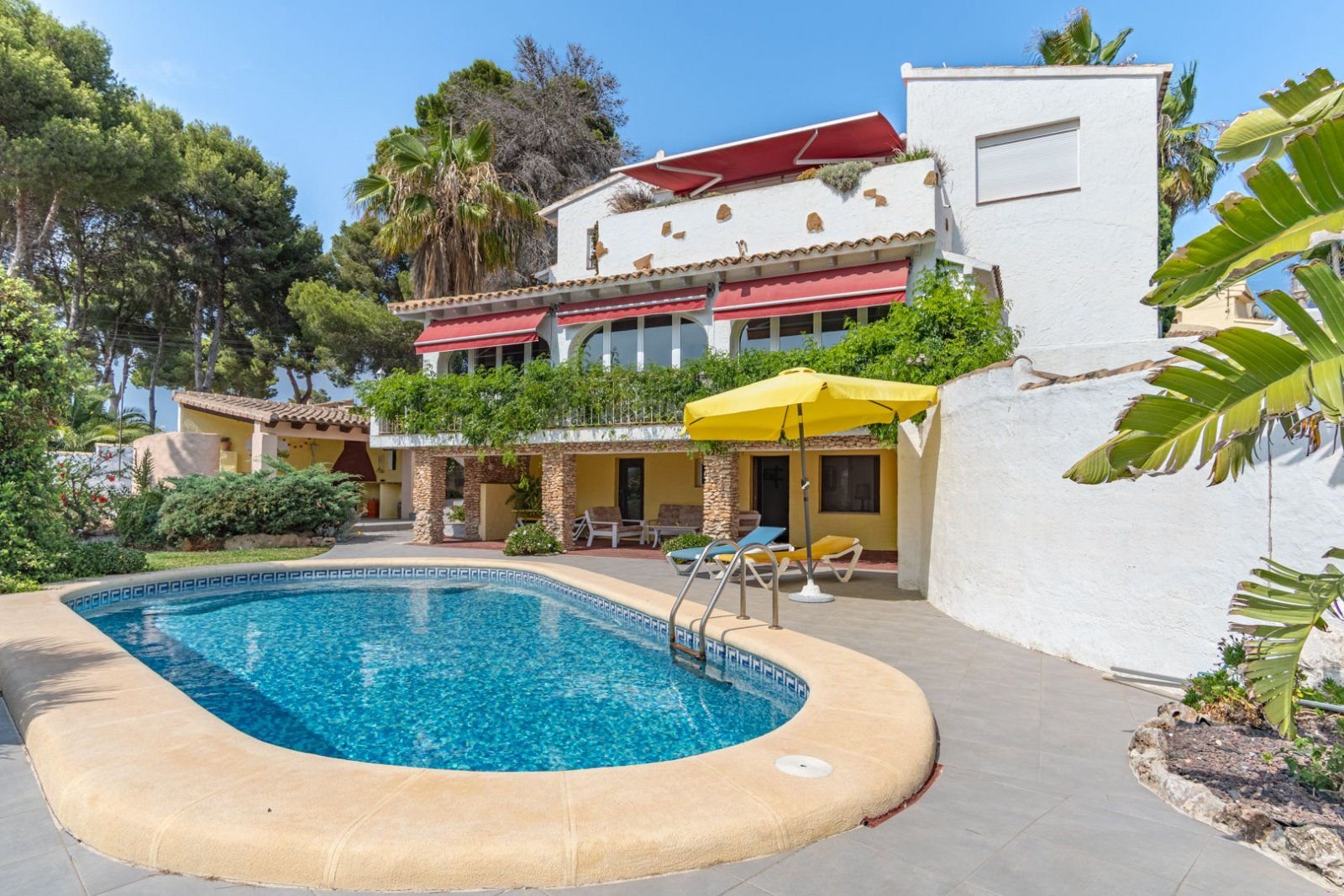 Villa zum Kauf 1.650.000 € 6 Zimmer 358 m²<br/>Wohnfläche 772 m²<br/>Grundstück Moraira 03724