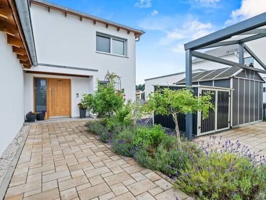 Einfamilienhaus zum Kauf 849.900 € 9 Zimmer 259,8 m² 743 m² Grundstück Gutenzell Gutenzell-Hürbel 88484