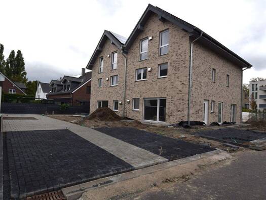Doppelhaushälfte zur Miete - Erstbezug 633 € 4,5 Zimmer 90 m² 100 m² Grundstück frei ab 01.12.2026 Westenfeld Bochum 44866