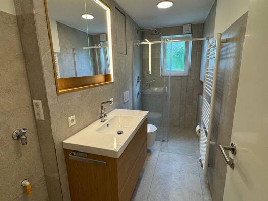 Wohnung zur Miete 1.750 € 3 Zimmer 85 m² frei ab sofort Brühl Freiburg im Breisgau 79108