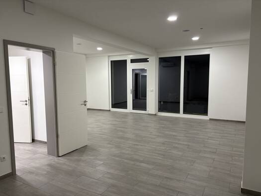 Büro zur Miete provisionsfrei 580 € 1 Zimmer 63,6 m² Bürofläche Bruchhausen 53572