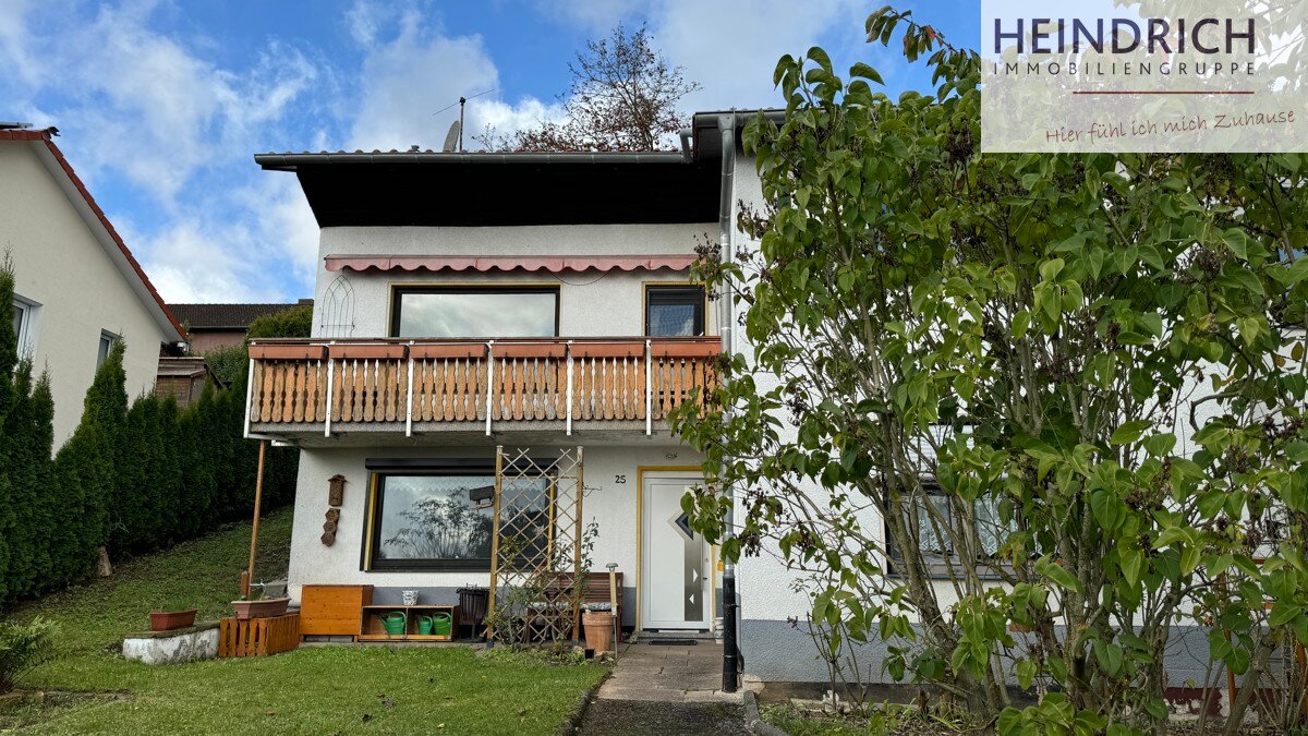 Einfamilienhaus zum Kauf 290.000 € 7 Zimmer 244 m²<br/>Wohnfläche 857 m²<br/>Grundstück Weimar Ahnatal / Weimar 34292