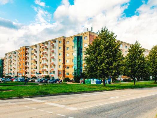 Wohnung zur Miete 570 € 4 Zimmer 79,5 m² 5. Geschoss frei ab 25.11.2026 Rügener Weg 1 Ostseeviertel Greifswald 17493