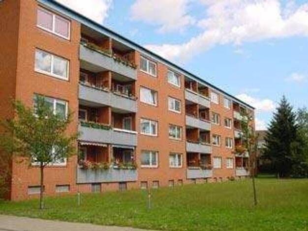 Wohnung zur Miete 650 € 2,5 Zimmer 68,1 m² 3. Geschoss frei ab 13.12.2025 Beethovenstr. 12 Geesthacht 21502