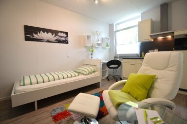 Wohnung zur Miete Wohnen auf Zeit 1.295 € 1 Zimmer 24 m² frei ab 01.11.2024 Schulstraße Raunheim 65479