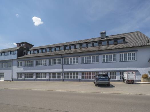 Lagerhalle zur Miete 5.631 € 1.077 m² Lagerfläche Schwenningen Villingen-Schwenningen 78056