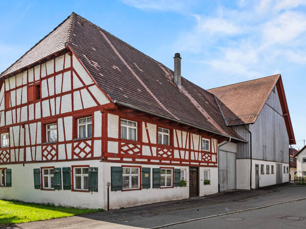 Bauernhaus zum Kauf 450.000 € 6 Zimmer 257 m² 2.533 m² Grundstück Reute Bad Waldsee 88339