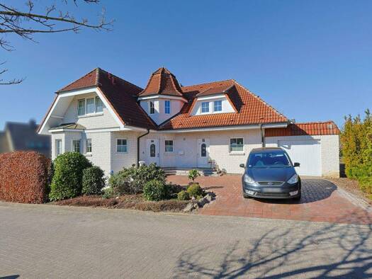 Haus zum Kauf 548.000 € 9 Zimmer 208 m² 804 m² Grundstück Broda Neubrandenburg 17033