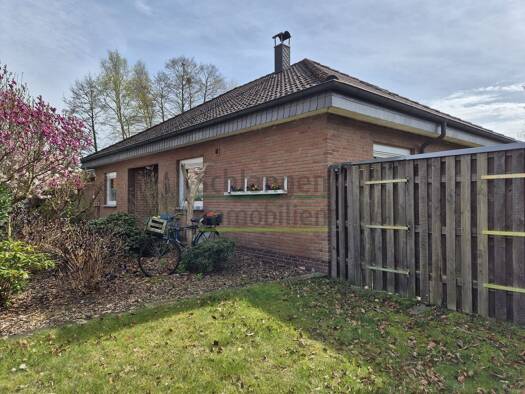 Bungalow zum Kauf 299.000 € 4 Zimmer 134 m² 1.217 m² Grundstück Barßel Barßel 26676