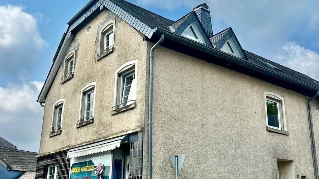 Haus zum Kauf 790.000 € 7 Zimmer 150 m² 500 m² Grundstück frei ab sofort Haaptstrooss Hosingen 9807